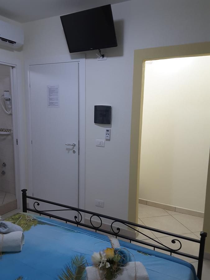 Stella Marina Rooms For Rent Portopalo Di Capo Passero Екстер'єр фото